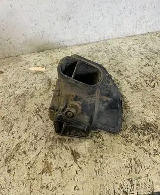Opel Astra J Air intake duct part 13337770