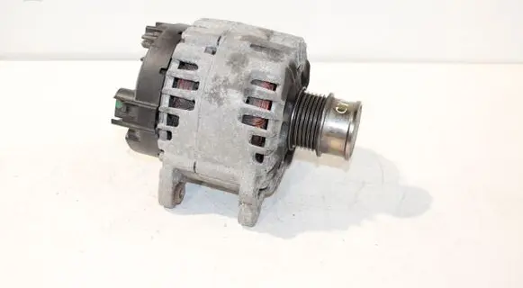 Volkswagen Golf VII Generator/alternator 04C903023K