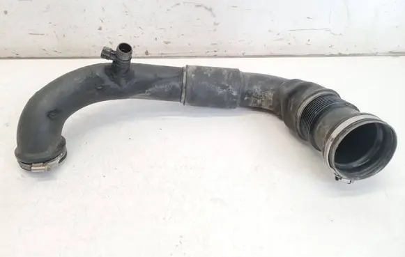 Volkswagen Crafter Intercooler hose/pipe 2E0129615G 2E0129615F
