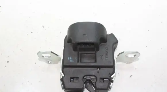 Mercedes-Benz C W205 Seat back rest lock catch 