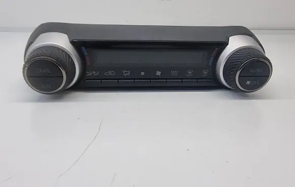 Toyota RAV 4 (XA50) Climate control unit 5590042600