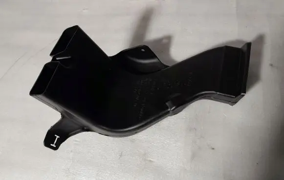 Audi Q8 Cabin air duct channel 4M0819805B