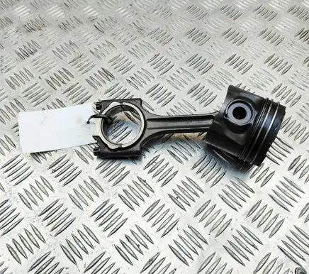 Volvo V70 Piston 30750674
