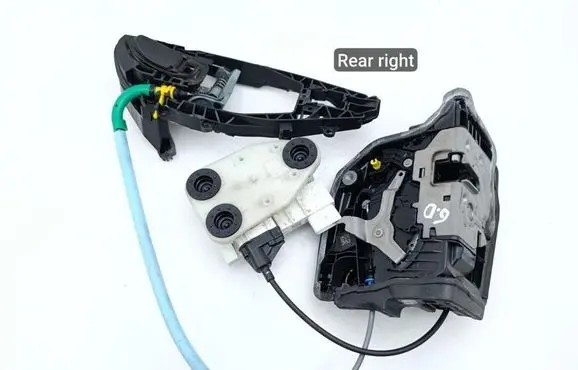 BMW X5 G05 Rear door lock 8497640