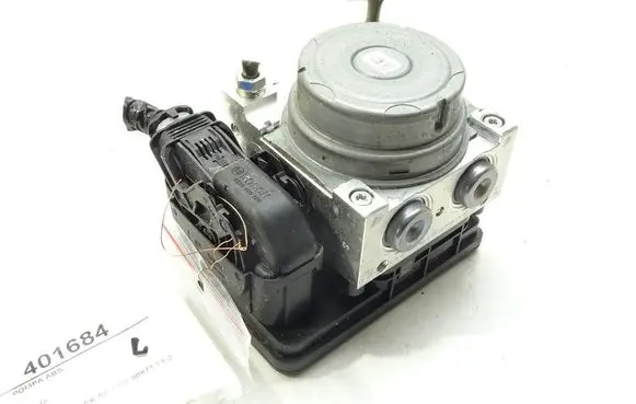 Mazda 2 ABS Pump DG7R437A0