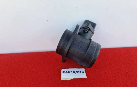 Audi A3 S3 8P Mass air flow meter 0281002531