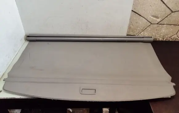 Volkswagen Touran I Parcel shelf load cover