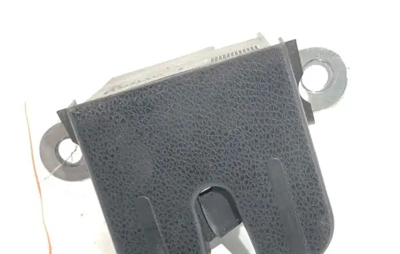 Volkswagen PASSAT B7 Tailgate exterior lock 5K0827505A