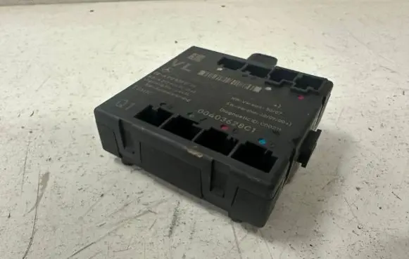 Mercedes-Benz E C207 W207 Door control unit/module A2128203726 A2129028001 A2129004202