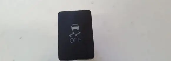 Traction control (ASR) switch
