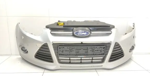 Ford Focus Front bumper BM5117757A