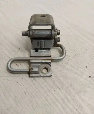 Audi A3 S3 A3 Sportback 8P Rear door lower hinge 8P4833411