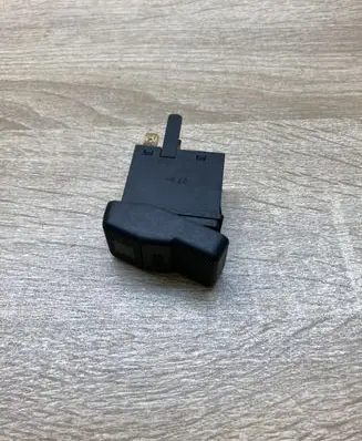Volkswagen PASSAT B4 Windscreen/window heater switch 535959621