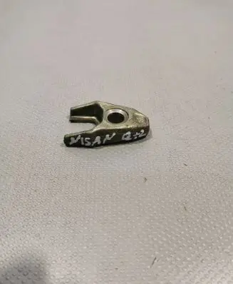 Nissan Qashqai+2 Fuel Injector clamp holder