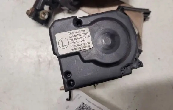 BMW X5 E53 Rear seatbelt 7000043594 825897109 040178