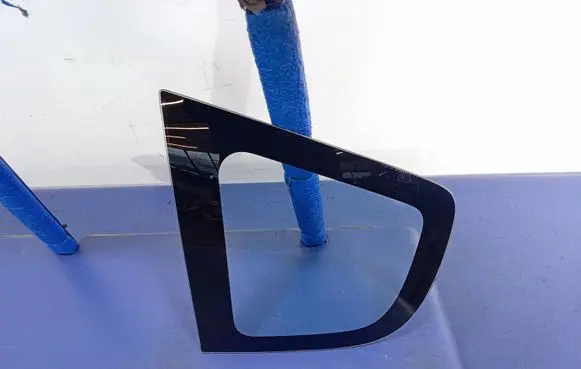 Honda Jazz Rear side window