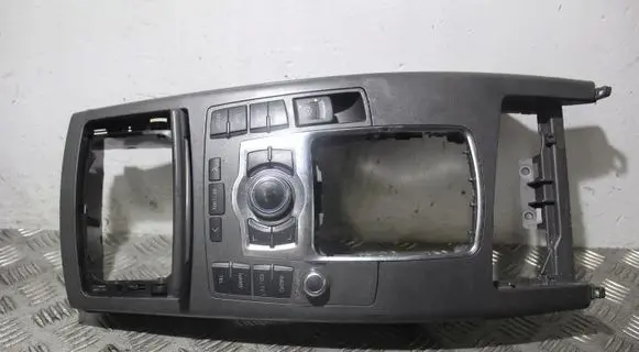 Audi A6 S6 C6 4F Head unit multimedia control 