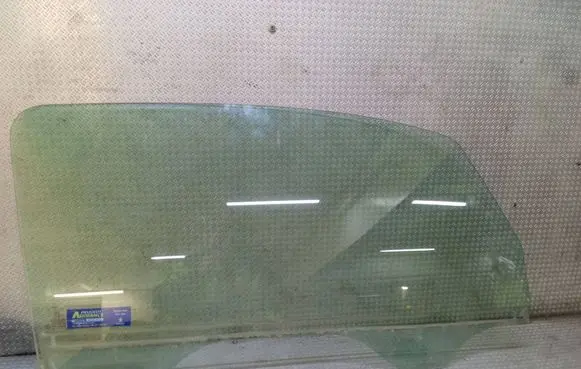 Peugeot 1007 Sliding door window/glass 