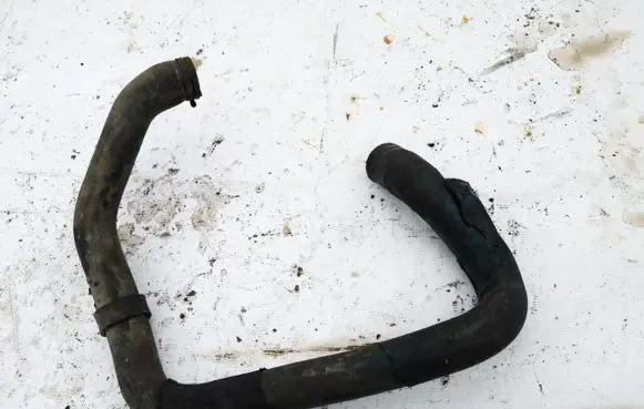 Volkswagen Golf Plus Engine coolant pipe/hose 1k0122051ae