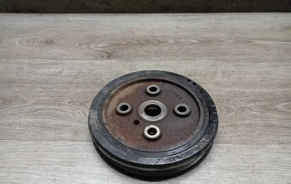 Volvo S80 Crankshaft pulley 30677464