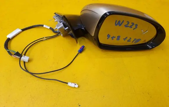 Mercedes-Benz S W223 Front door electric wing mirror