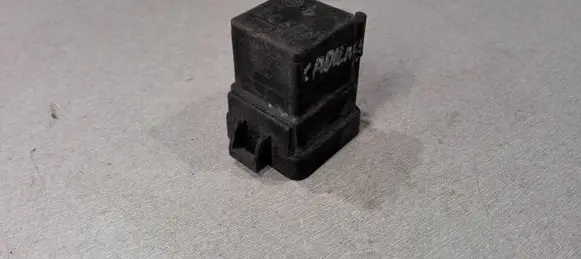 Cadillac STS Seville Other relay 0332208150 12077864B00