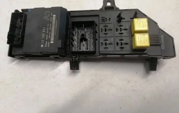 Opel Signum Fuse box set 13120953 24443147 5066