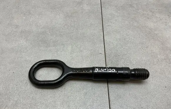 Skoda Octavia Mk3 (5E) Towing hook eye 8K0805615