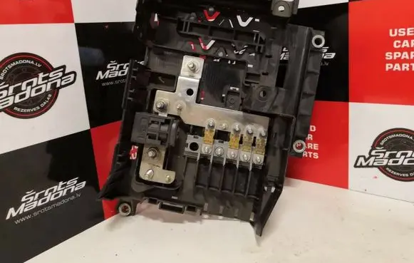 Volkswagen Touareg I Fuse box set 7L0937548C