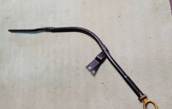 Oil level dip stick