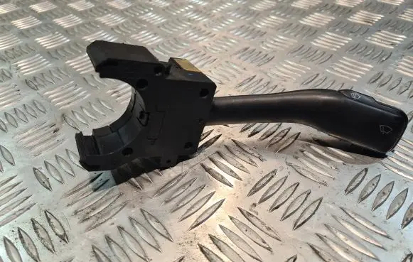Volkswagen PASSAT B5 Wiper speed switch 
