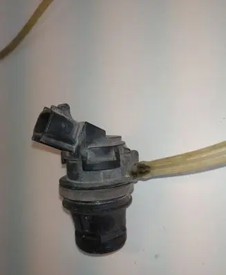 Toyota RAV 4 (XA30) Windscreen/windshield washer pump 8533060160