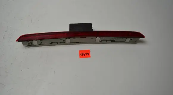Audi A4 S4 B8 8K Third/center stoplight 8K9945097