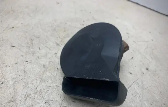 Volvo S60 Horn signal 49042