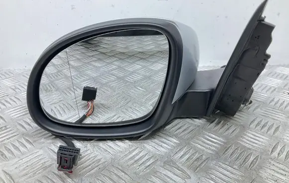 Skoda Yeti (5L) Front door electric wing mirror 