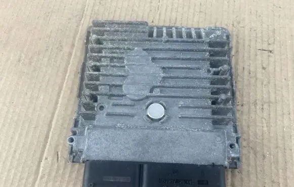 Skoda Fabia Mk2 (5J) Engine control unit/module 03L906023LN 03L906023LK 5WP42689AA