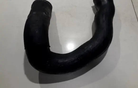 Audi A6 S6 C5 4B Intercooler hose/pipe 4b0145746b
