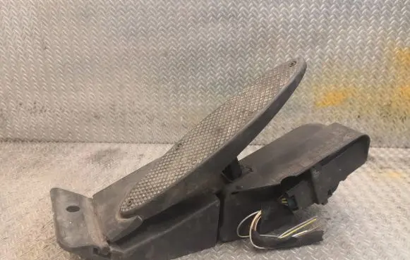 Mini One - Cooper Coupe R56 Accelerator throttle pedal 6770150