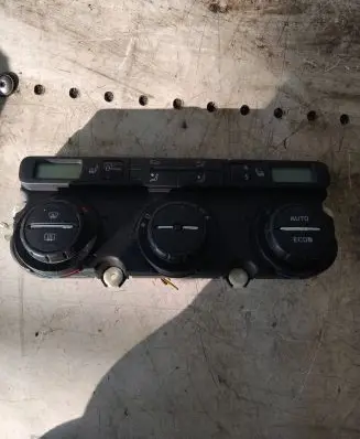 Skoda Octavia Mk2 (1Z) Climate control unit 742410350