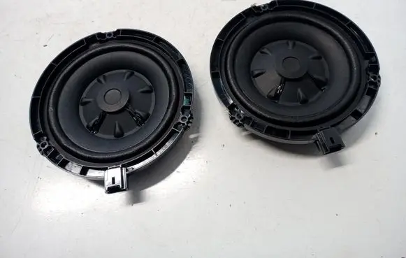 Peugeot 3008 II Front door speaker 9845519380