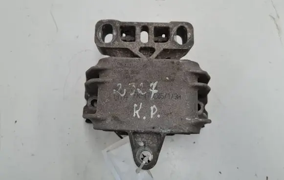 Volkswagen New Beetle Engine mount bracket 1J0199555