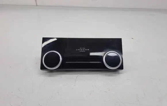 Jaguar F-Pace Radio/CD/DVD/GPS head unit MX6313D734BG