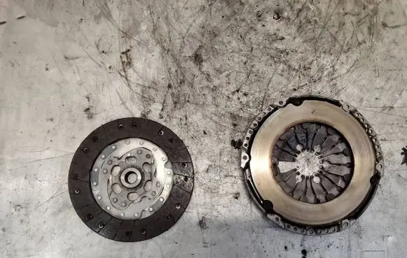 Skoda Octavia Mk1 (1U) Clutch set kit 1864527337