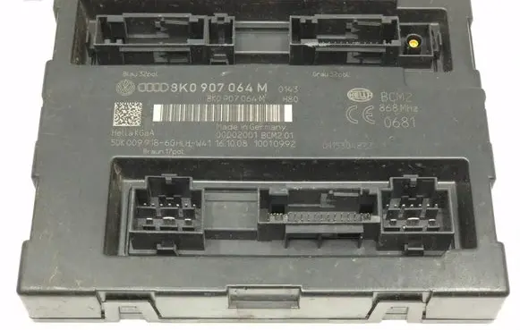Audi A4 S4 B8 8K Comfort/convenience module 8K0907064M 5DK0099180 00002001