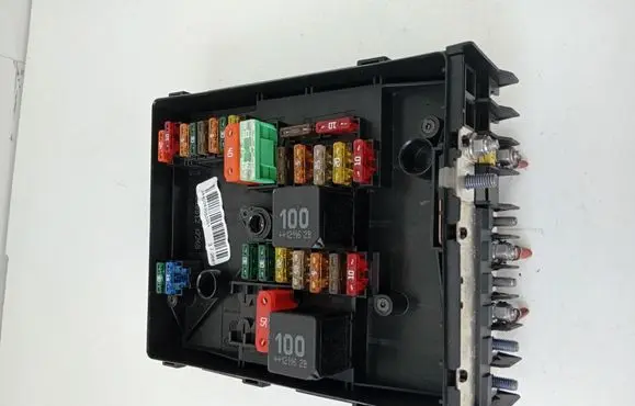 Audi Q3 8U Fuse module 1K0937125D