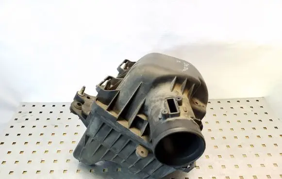 Chrysler Grand Voyager V Air filter box