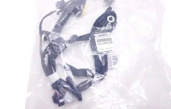 Renault Twingo III EUR ISO radio connector 