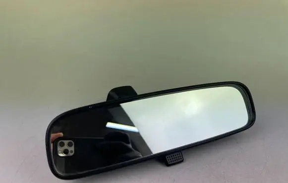 Subaru Forester SJ Rear view mirror (interior) E4022197