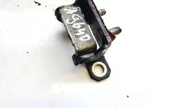 Chevrolet Captiva Tailgate/trunk/boot hinge