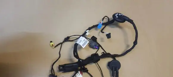 Bentley Bentayga Front door wiring loom 36c971030db